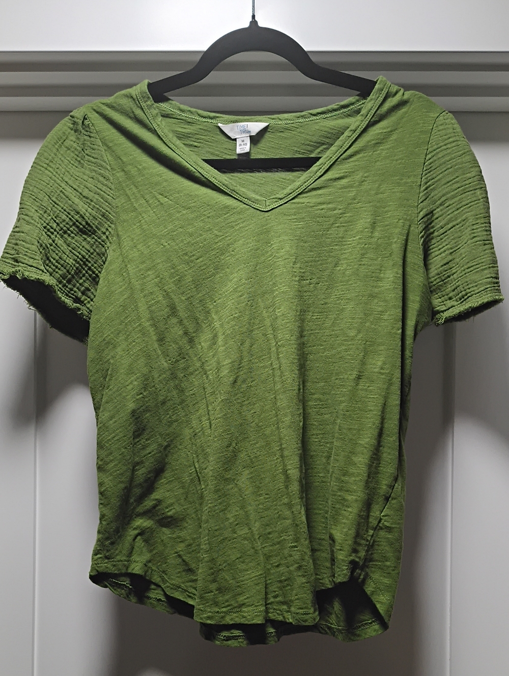Time and Tru Olive Green V-Neck Short Sleeve Top